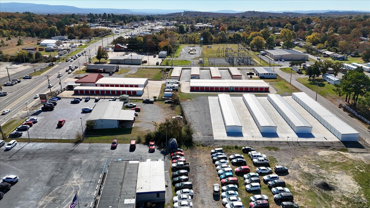 U-Lock-It Poteau aerial view 6