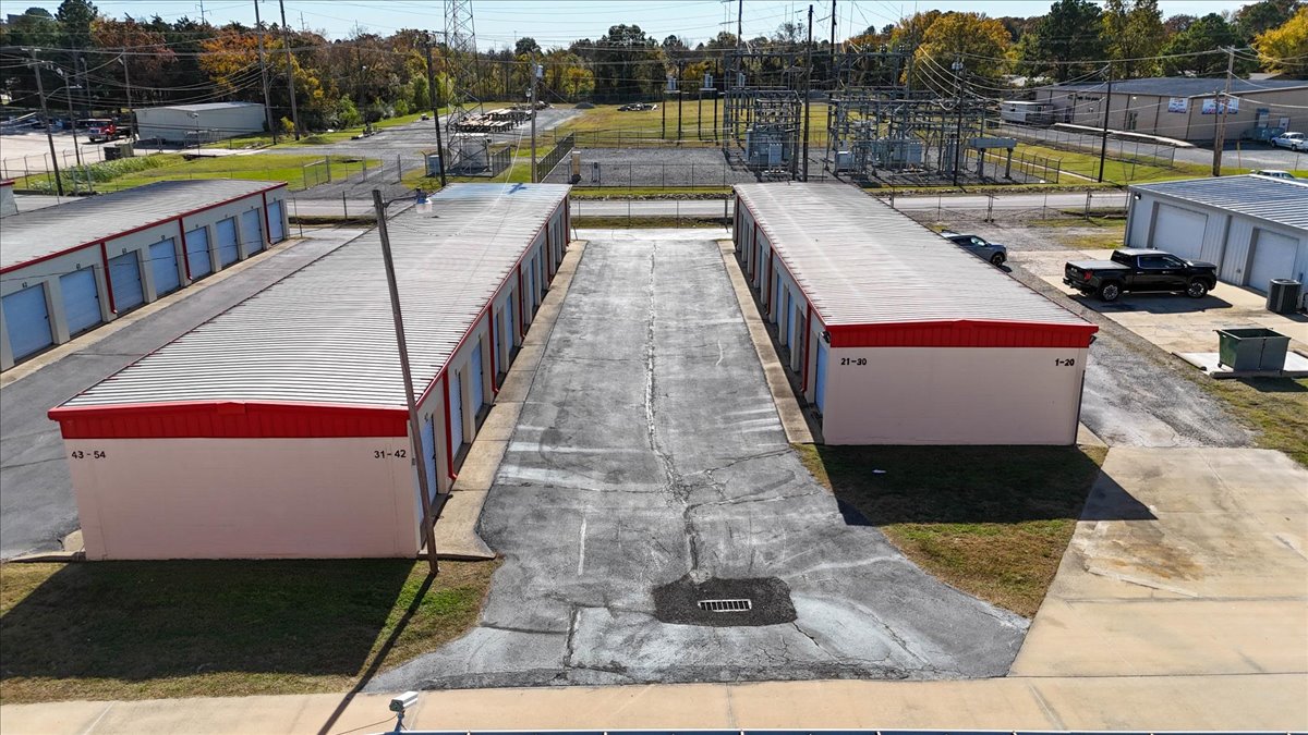 U-Lock-It Poteau aerial view 13