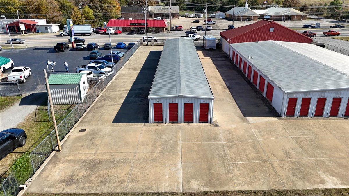 U-Lock-It Poteau aerial view 16