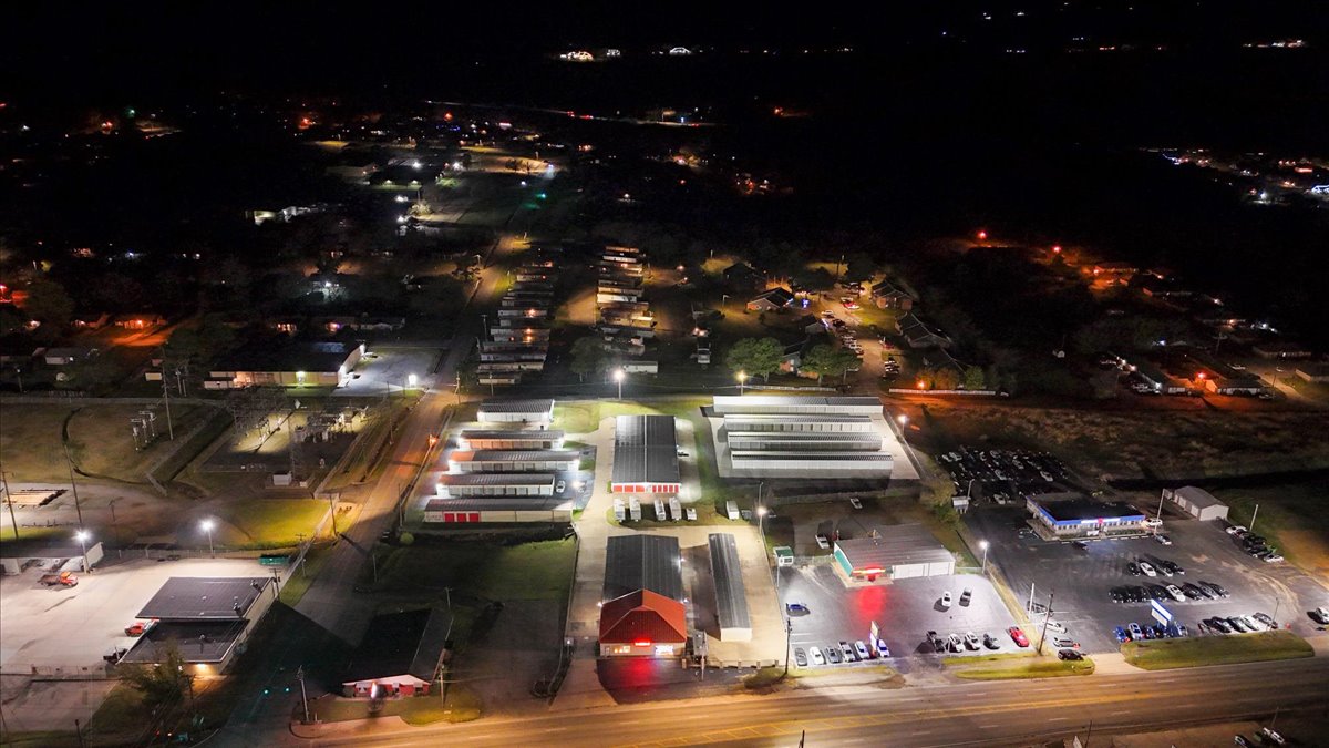 U-Lock-It Poteau evening aerial view 12